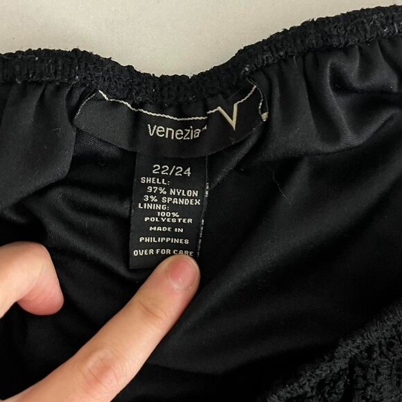 y2k black lace plus size whimsygoth grunge cap sleeve top - Picture 8 of 8